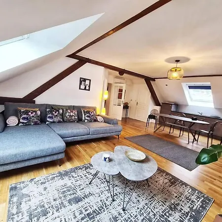 Appartement Confortable A Avec Jacuzzi 100 M²